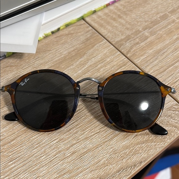Ray-Ban Accessories - Ray-Ban Tortoise Shell Sunglasses